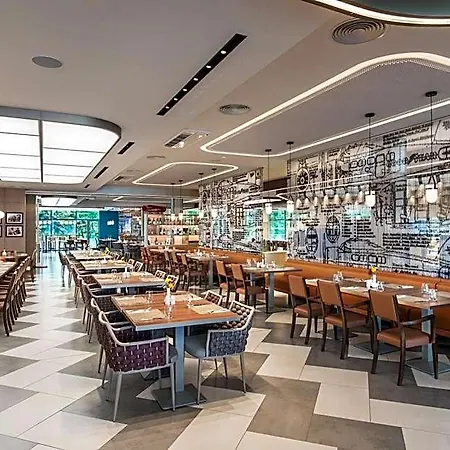 Maritim Amelia 5*